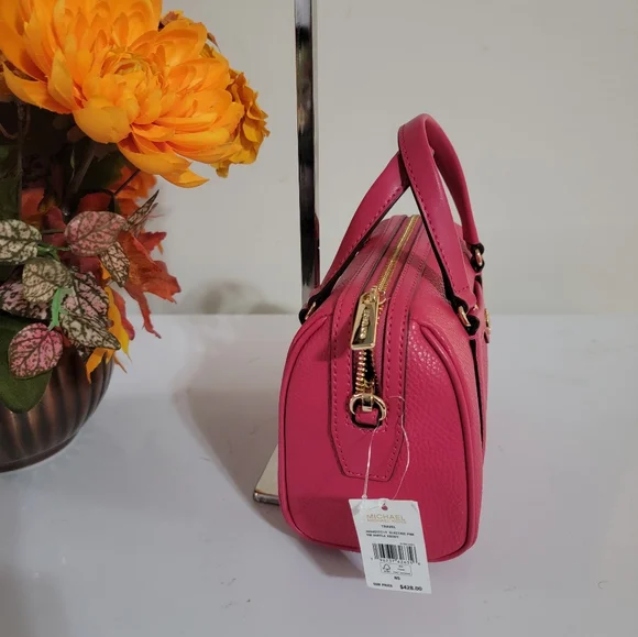 NWT Micheal Kors Travel small duffle crossbody - Picture 2 of 4